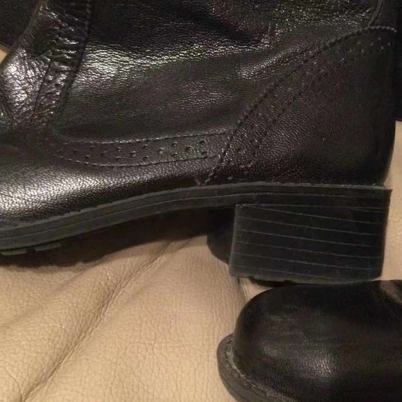 Black Leather Knee High Boots - Picture 7 of 10